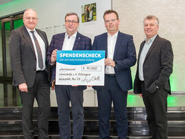 Großzügige Spende von Grünbeck für unsere Werkstatt in Wertingen